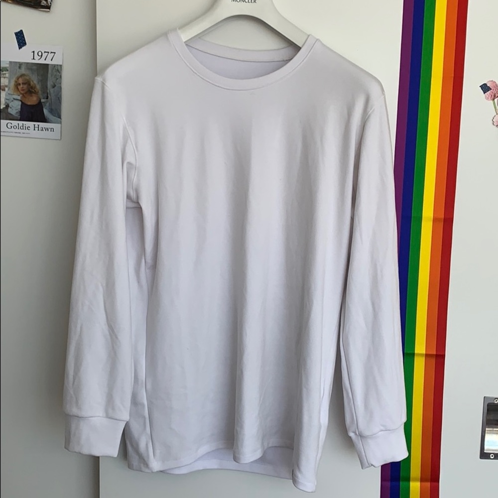 Uniqlo long sleeve tshirt